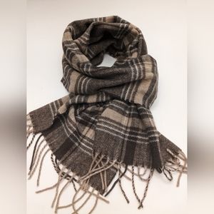 Linea Emmeti 100% cashmere scarf NWT made in Italy